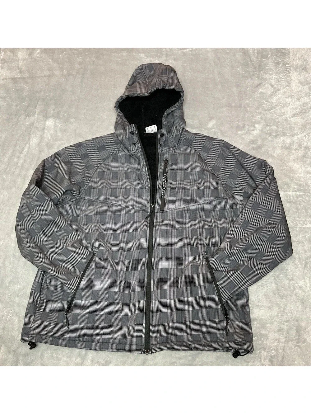 New Balance Jacket Mens XL  Black Gray Hooded Fleece Lined Zip Winter Coat